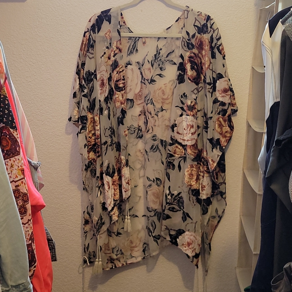 Sheer and Velvet Floral Kimono